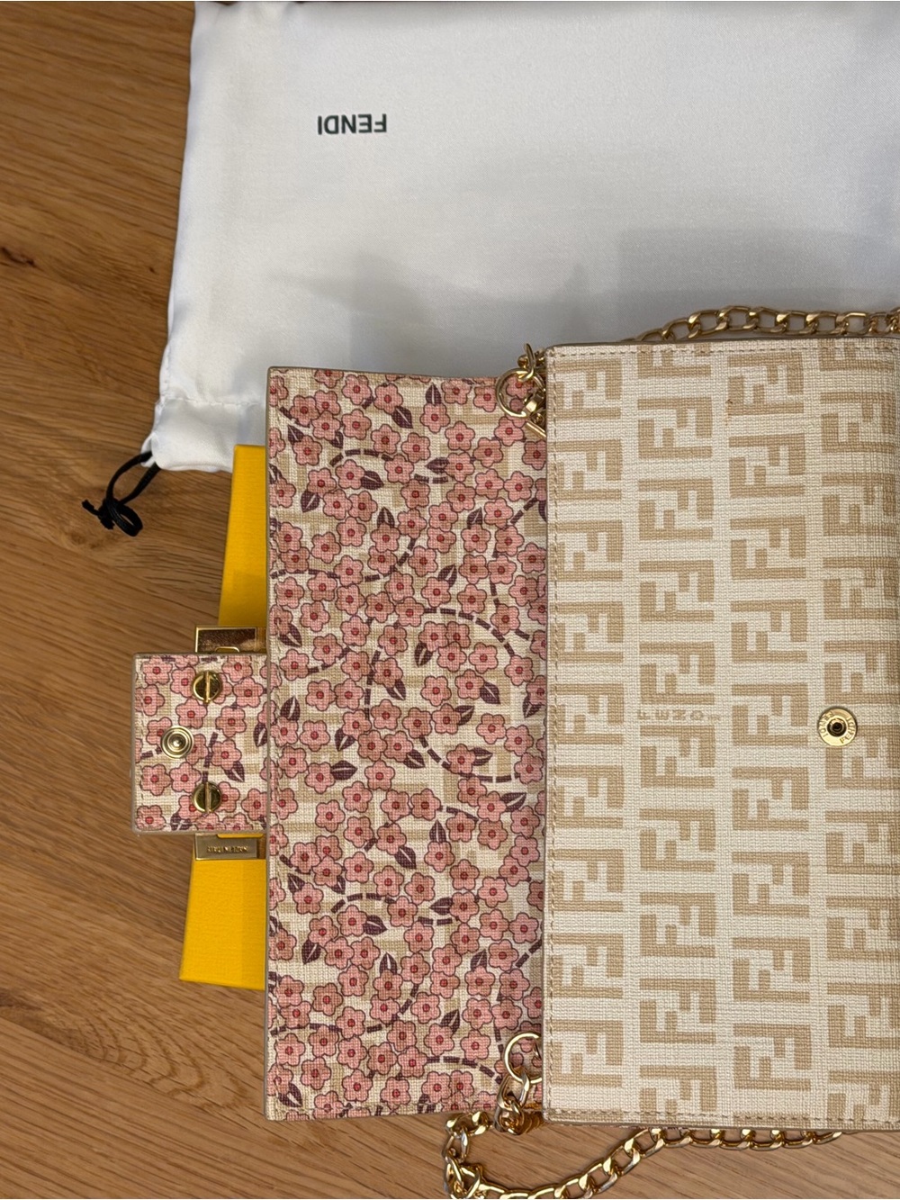 Fendi Beige FF Logo Continental Wallet with Gold Buckle Accent - Picture 8 of 15